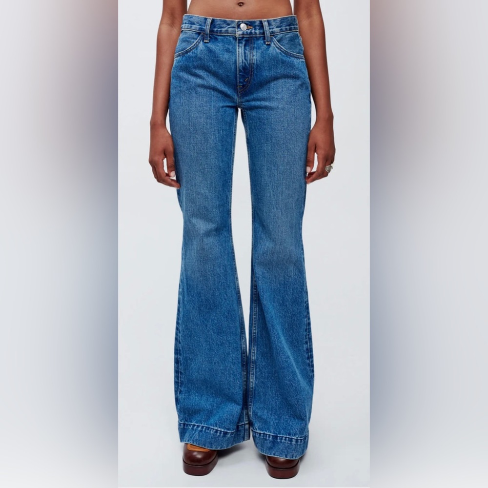 NWT 70’s clean moon stoned re/done jeans 26